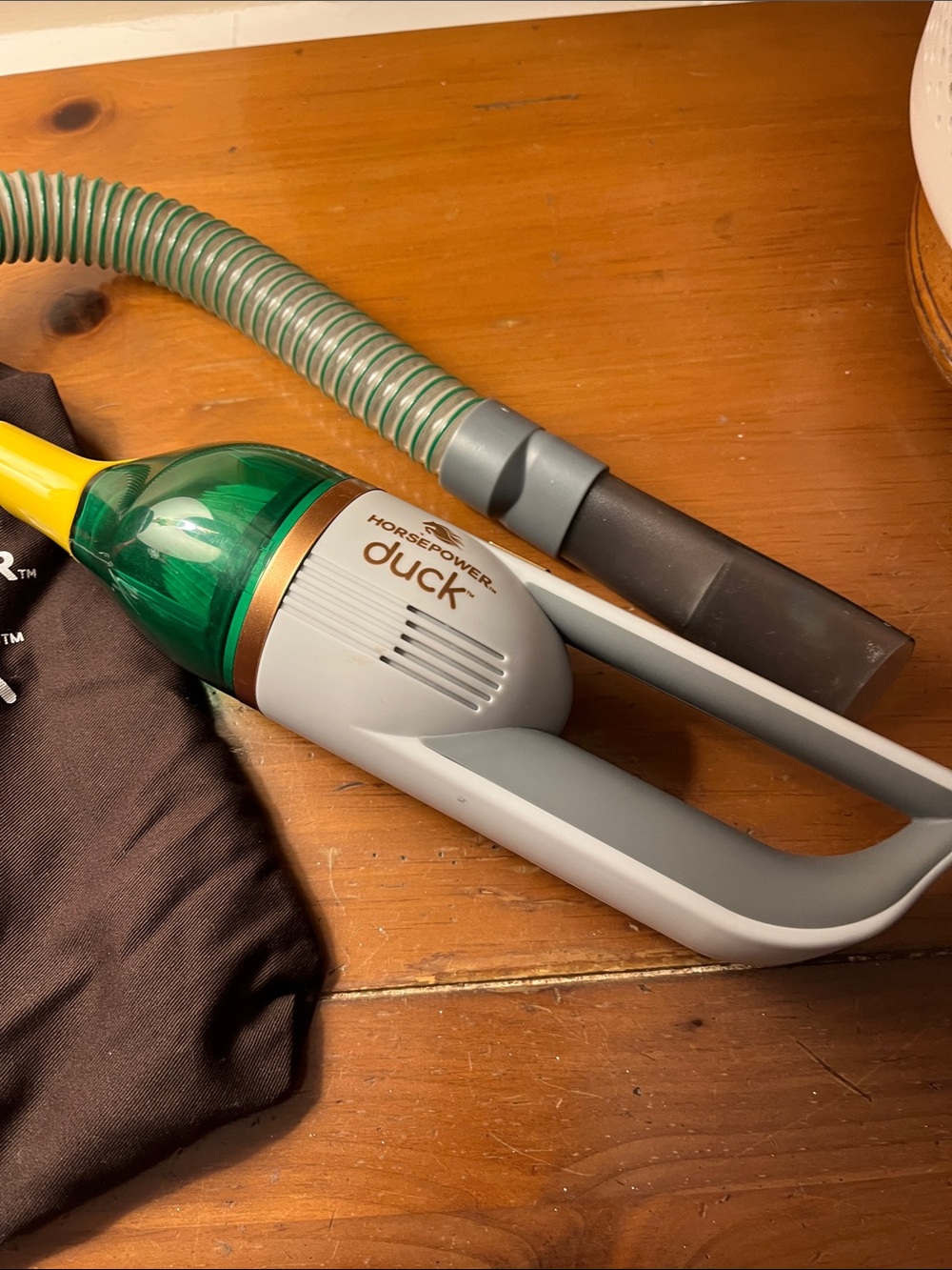 Horsepower Duck hand vacuum - Picture 2 of 3